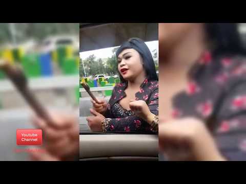 download lagu mp3 mp4 Video Lucu Status, download lagu Video Lucu Status gratis, unduh video klip Video Lucu Status