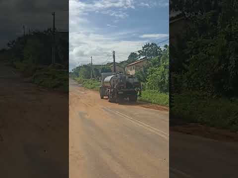 mais um dia de trabalho abençoado 🙏🏻 puxando asfalto para Júlio Borges piaui 🇧🇷