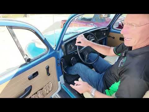 Thomas Ranft präsentiert unseren VW Käfer 1302 L, Baujahr 1971