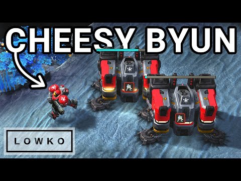 StarCraft 2: ByuN Keeps CONFUSING MaxPax! (Grand Finals)