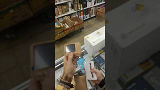 Download lagu Check Out This Super Small TV! #thrifting mp3