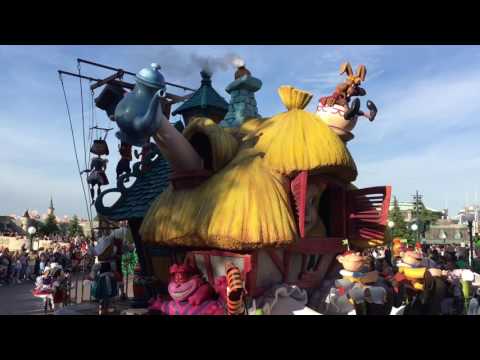 [4K]DISNEY Magic On Parade Disneyland Paris La Magie Disney En Parade - Around The World With Mickey