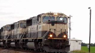 preview picture of video 'Three BNSF Executive SD70MACS lead coal drag w/ female engineer!!! (09/16/2011)'