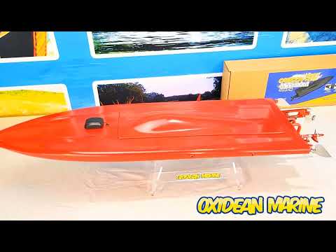 One of a kind rc boat Dominator Mono by Oxidean Marine gelcoat red