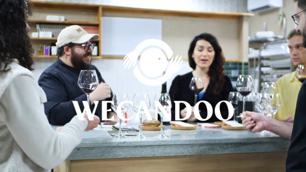 Initiez-vous aux accords vins et chocolats avec Aurélie et Jonathan - Vidéo