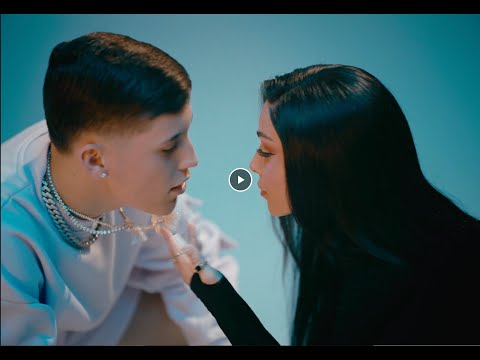 Chesca x Alejo - "Piensas En Mi" (Official Music Video)