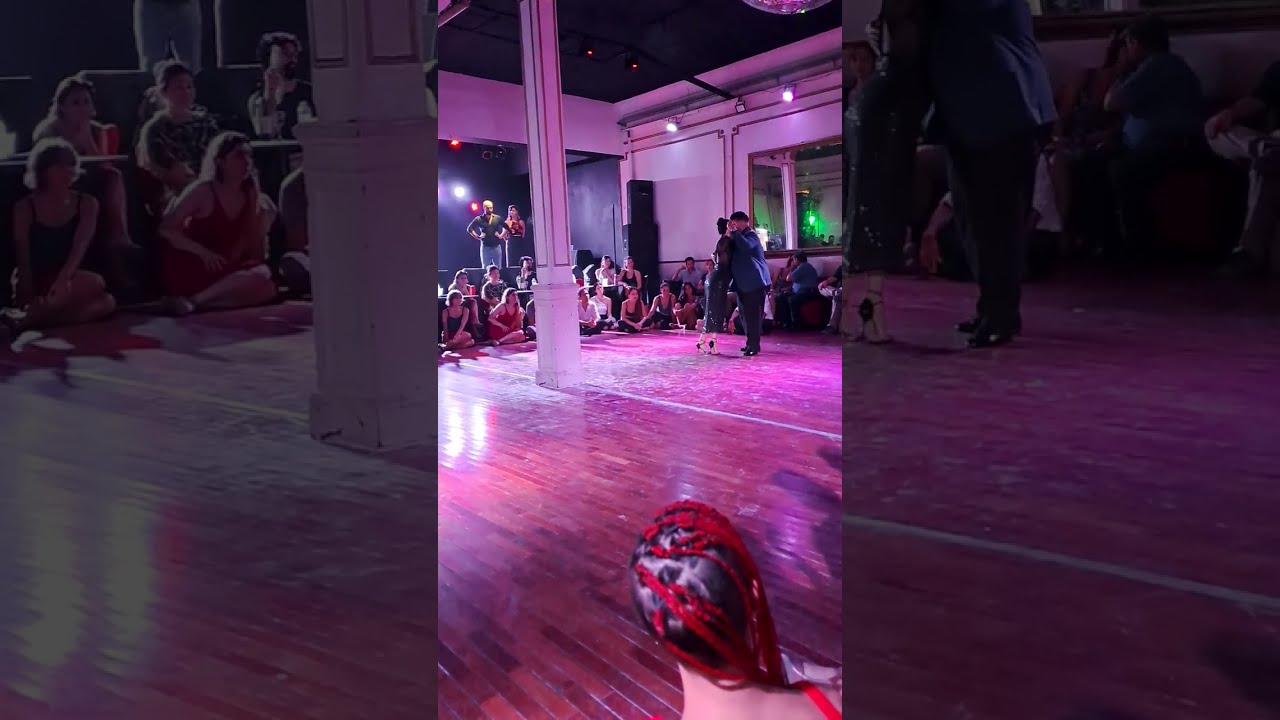 Video thumbnail for Cynthia Palacios & Sebastián Bolivar - Calor de Hogar (3/4)