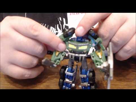 Chuck's Reviews Transformers Beast Hunters Cyberverse Beast Blade Optimus Prime