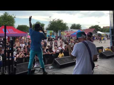 Beebs ft. B. Lay - Live at Warped Tour Houston, Texas
