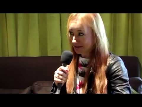 Tori Amos - Talking about "Professional Widow (Remix)"