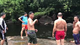 preview picture of video 'Waterfall in koh kong province'