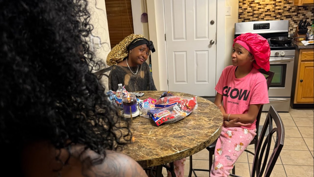 Sharra all dolled up in New Orleans and Brooke & Steevie question where she’s going