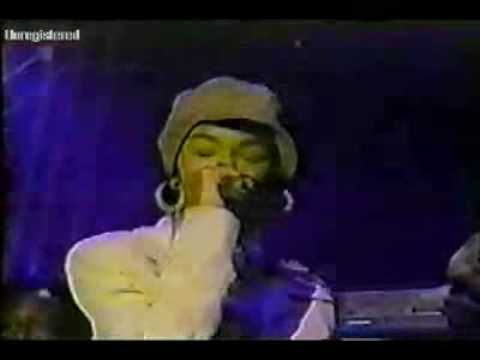 Lauryn Hill - His Eye Is On The Sparrow (Live)
