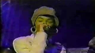 Lauryn Hill - His Eye Is On The Sparrow (Live)