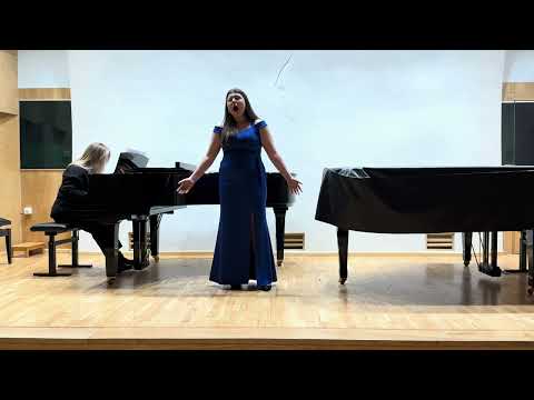 Kamila Dąbrowska (17 lat) - T. Joteyko "Kraju daleki...", R. Strauss "Zueignung"