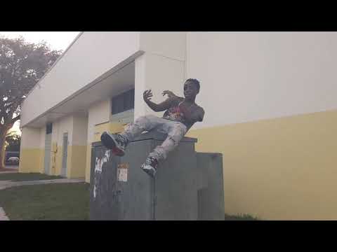 C Glizzy - Hidin (OfficialMusicVideo)