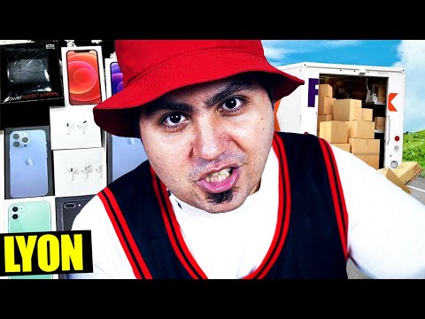 I OPEN A STRANGER'S LOST PACKAGE! I FIND ABSURD THINGS!