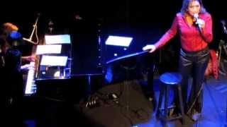 Zizi Possi e Chiara Civello