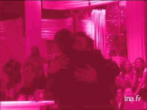 Pause bisou Michaël Youn - Archive INA