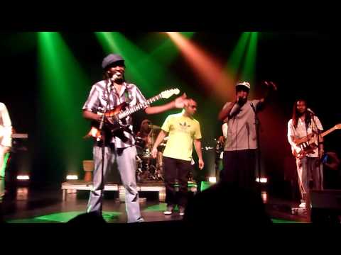 Inus Aso (Bob Marley Tribute) - One Love/People Get Ready (Live In Montreal)