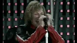 Bon Jovi - Raise Your Hands (Live in Hyde Park, London 2003)