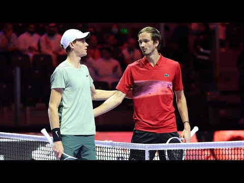 Daniil Medvedev puts target on Jannik Sinner's back with defiant 11-word statement