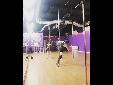 Halsey PoleARTry Class @thepoleacadmy