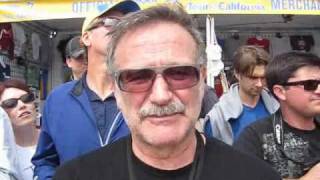Robin Williams Heckles George Hincapie at Amgen Tour of California
