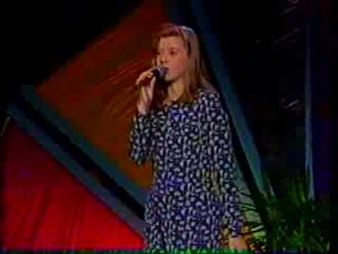 HEIDI KYRÖ - SIKS OON MÄ SURUINEN (Tangomarkkinat 1993 semifinaali)