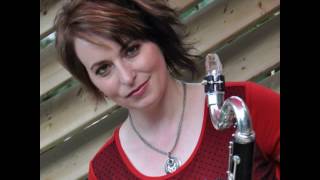 E007: Kathryn Ladano, Bass clarinetist and Improvisation specialist