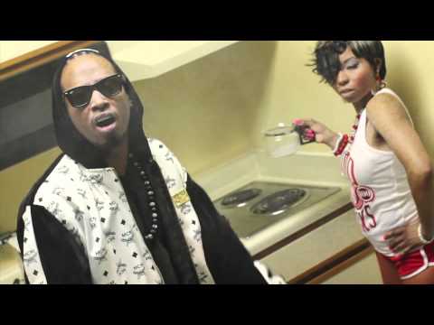 KUZZO FLY-(IM ON THAT)-ft-YUKMOUTH-official HD video
