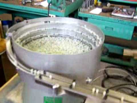 Vibratory Bowl With Inline Feeder