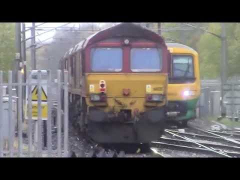 DB Shenker Class 66 Convoy Passes Barnt Green With Cracking 6 Tone Horn!
