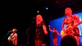 Tilly and the Wall- Sing Songs Along