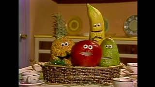 Sesame Street - Bilangual fruit song (HQ)