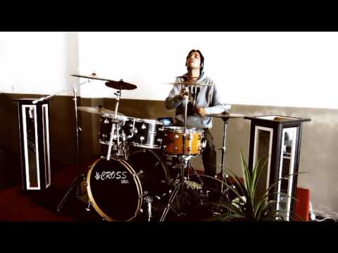 Semi-deus video