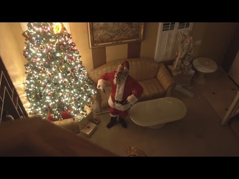 Scary Killer Santa Claus BREAKS INTO OUR HOUSE!! | FaZe Rug