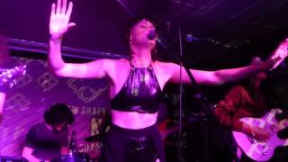 MUNA - End Of Desire (Debut) (HD) - Notting Hill Arts Club - 28.09.16