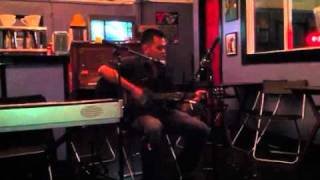 Lawrence Genova live performance of "The Underestimated One" at Mut