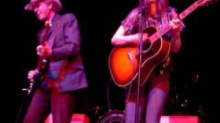 Pieta Brown and Bo Ramsey  Philadelphia 5/7/2010