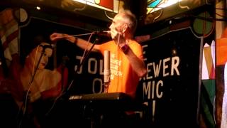 Graham Graham Beck - 'String' & 'Action Man With A Giraffe's Head' - live @ Jolly Brewer. Lincoln.