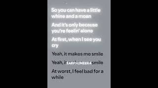 Download lagu Smile - Lily Allen - Lyrics mp3