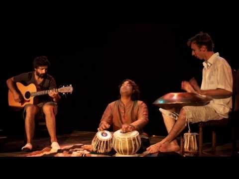 Guitar,Hang et tablas :Ganesha trio jouent "Ati"