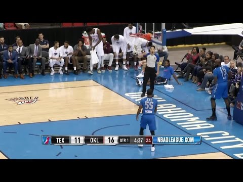 Josh Huestis with the dunk!