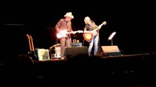 &quot;Lonely Girls&quot; - Lucinda Williams &amp; Bo Ramsey in Iowa City