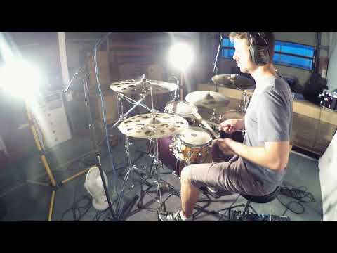 Warming Up - Artur Bromfield