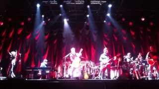 Juanes - Cumbia Sexy - LOUD &amp; Unplugged Tour San Diego, Ca. (26-May-2013) HD