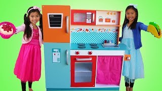 Emma &amp; Wendy Pretend Play COOKING Competition with Cute Giant Kitchen Toy