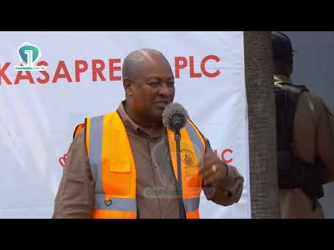 “You See Alomo Bitters There” – Prez Mahama on Ghanaian Products Going Global