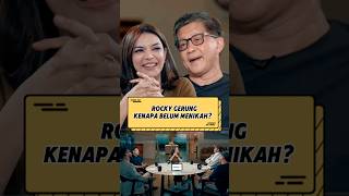 Download lagu Why isn't Rocky Gerung married yet? #najwashihab #rockygerung #shorts mp3